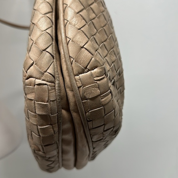 Bottega Veneta Intriciato Leather Dot Shoulder Bag Purse Adjustable Tan Brown - Picture 8 of 16